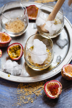 Passion fruit virgin caipirinha
