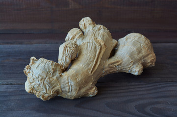 ginger put on old wood