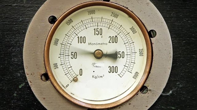 Pressure Gauge