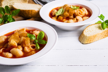 Tomato soup with pasta