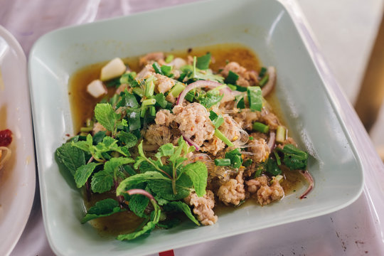 Spicy minced pork salad with glass noodle