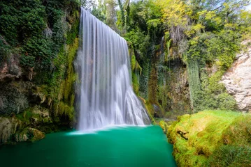 Fototapeten Waterfall at "Monasterio de Piedra" Natural Park, Saragossa, Spain © Noradoa