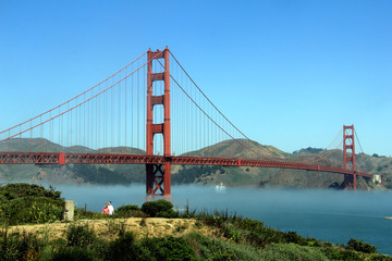 Fototapeta na wymiar Classic panoramic view of famous Golden Gate Bridge in summer, San Francisco, California, USA