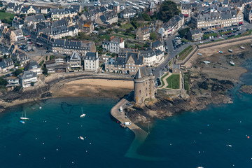 Vue aérienne de Saint Malo en Bretagne - France - obrazy, fototapety, plakaty