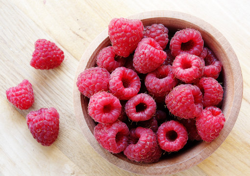 fresh ripe raspberries. selective focus