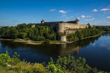 Fototapeta na wymiar Ivangorod fortress on the Narva river, Russia