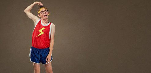 A thin funny guy in sports clothes is a fool © Studio Romantic