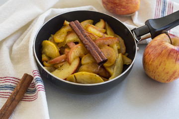caramelized apples