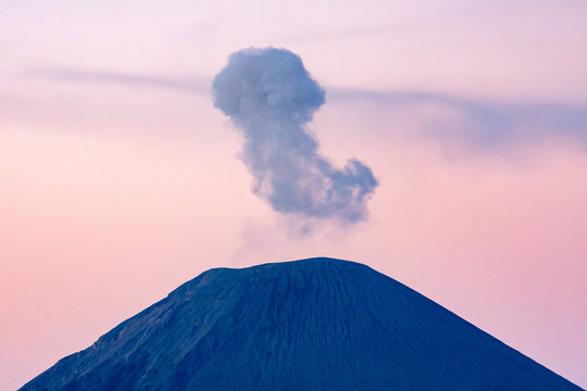 Indonesien, Java Timur, Probolinggo, Vulkan Semeru