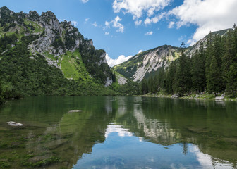 Obraz na płótnie Canvas The mountain lake Soinsee in Tyrol, Bavaria