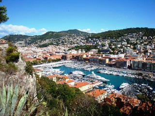 Fototapeta na wymiar View of the old harbour from the Castle Hill, Nice