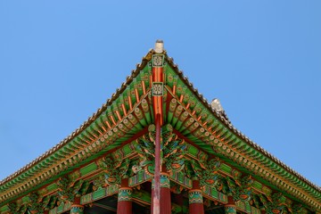 Obraz premium The gable of Jinnamgwan Hall at Yeosu city, South Korea