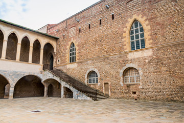 Fototapeta premium La cour du Palais des Rois de Majorque à Perpignan