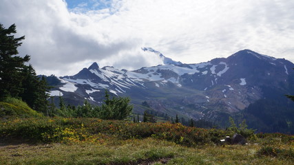 Exploring Washington, North Cascades