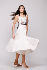 Naklejka premium Beautiful woman in studio 