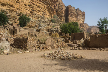 Dogon cliff houses and burial chambers Irelli village UNESCO World Heritage Site Bandiagara escarpment Dogon area