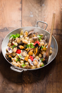Gnocchi with mussels and clams