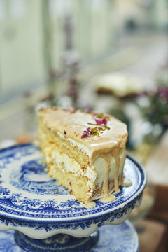Elderflower  Cake