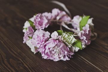 A wreath of pink flowers 8111.