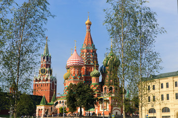 Fototapeta premium Moscow Kremlin and Saint Basil Cathedral