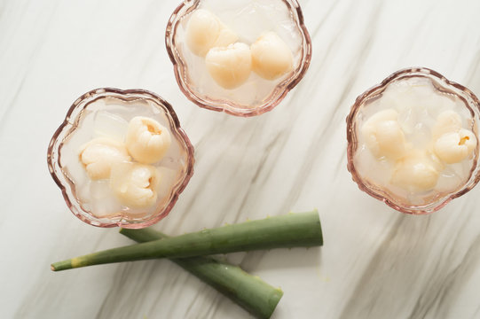 Aloe vera cubes with lychees
