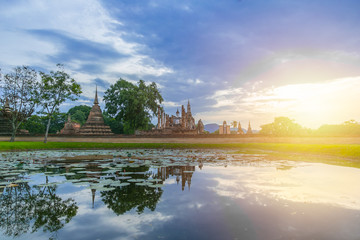 Fototapeta premium Sukhothai Historical Park Landscape wide angle view at Sukhothai World Heritage Site, Thailand,UNESCO.