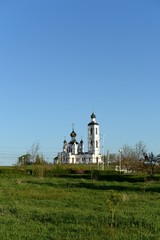 Fototapeta na wymiar Holy Trinity Church of the Holy Ilinsk Parish of the Russian Orthodox Church in Volgodonsk.