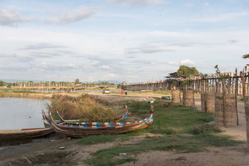 アマアプラ ウー ベイン橋
