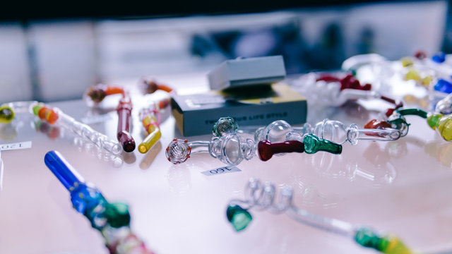 41 BEST Meth Pipe IMAGES, STOCK PHOTOS & VECTORS | Adobe Stock