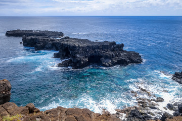 Fototapeta na wymiar Pacific ocean landscape vue from cliffs in Easter island