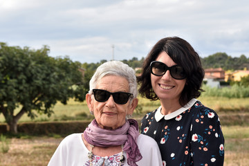 Fototapeta premium portrait of two women outdoors