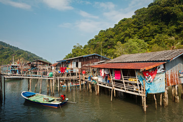 Naklejka na ściany i meble Coastal fishing village at Ko pha ngan , Thailand