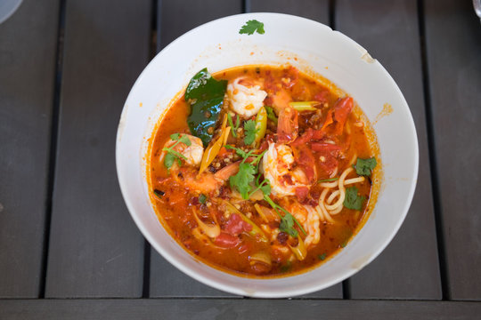 Tom Yum Goong with instant noodle