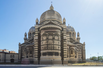 Fototapeta na wymiar Cathédrale de la Major à Marseille