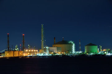 Fototapeta premium 工場夜景