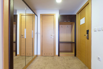 Hotel room entrance corridor