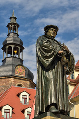 Fototapeta na wymiar Lutherdenkmal in Lutherstadt Eisleben