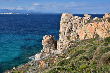 Felsenküste in Sardinien