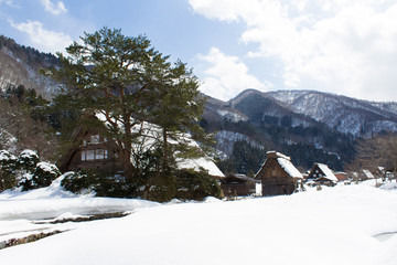 白川郷の合掌造り集落