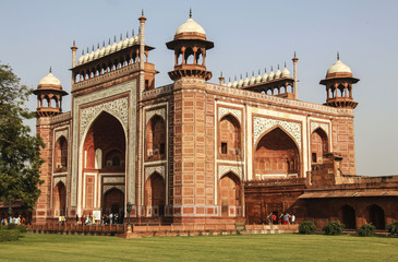 Fototapeta na wymiar The great gate to Taj Mahal, Agra,India