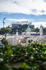 Fototapeta na wymiar Festung Hohensalzburg, Salzburg, Ausblick vom Kapuzinerberg, 
