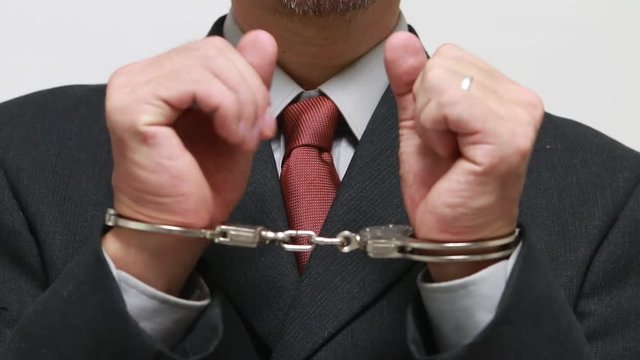 逮捕された知能犯