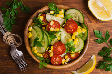 Salad with raw vegetables