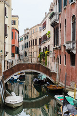 Fototapeta na wymiar Street and cannal of Venezia