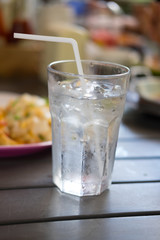 A glass of ice