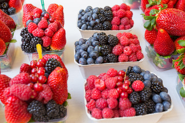 Fresh berries on a stall at the farmers market