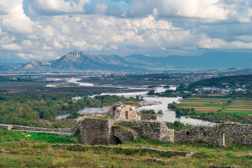 Obraz premium Rozafa Castle and views