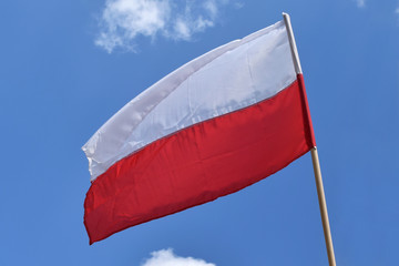 Flaga Polski. Flaga biało-czerwona. Polskie barwy narodowe.