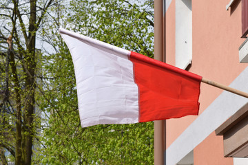 Flaga Polski. Flaga biało-czerwona. Polskie barwy narodowe.