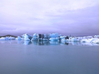 Fototapeta na wymiar ice formation / iceberg in a bay